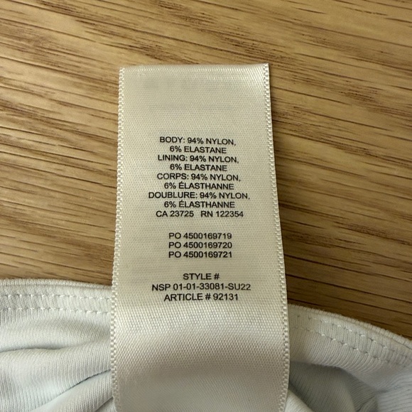 Aritzia Babaton Cropped Tank Tops, set of 3 - Picture 7 of 7